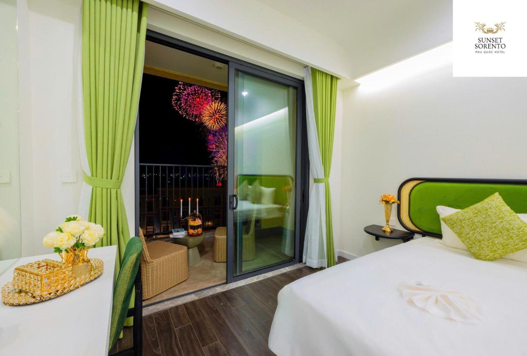 Sunset Sorrento Phu Quoc Aparthotel Exterior photo
