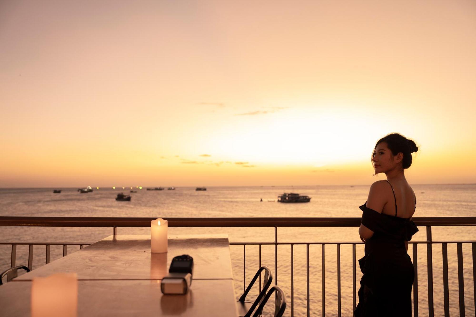 Sunset Sorrento Phu Quoc Aparthotel Exterior photo