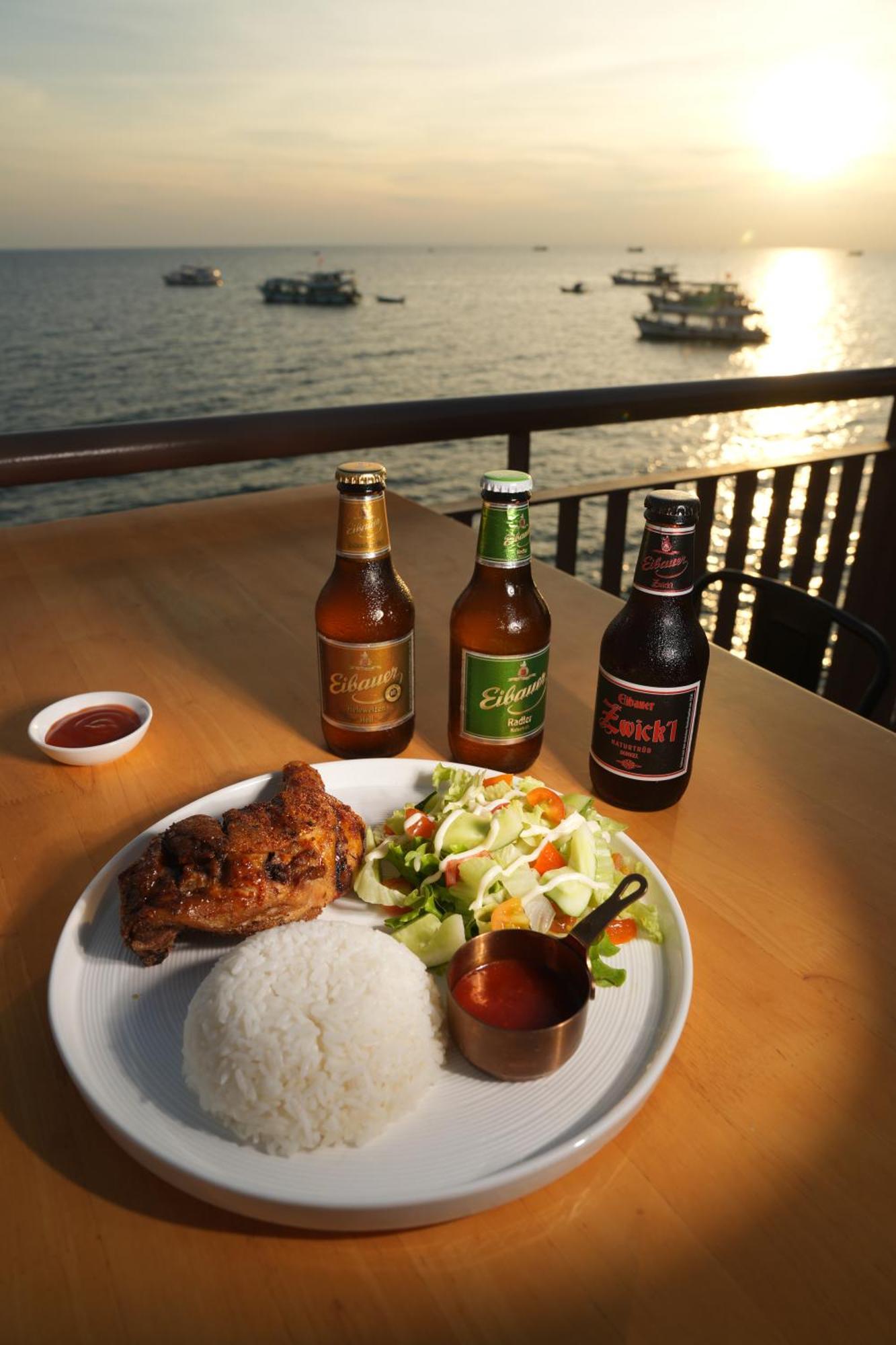 Sunset Sorrento Phu Quoc Aparthotel Exterior photo