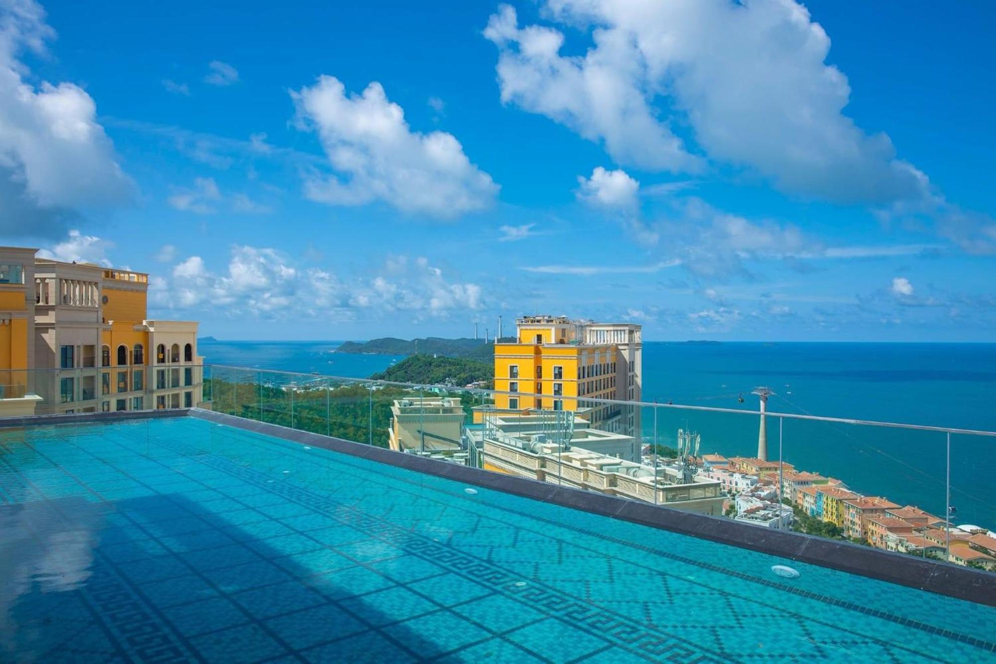 Sunset Sorrento Phu Quoc Aparthotel Exterior photo