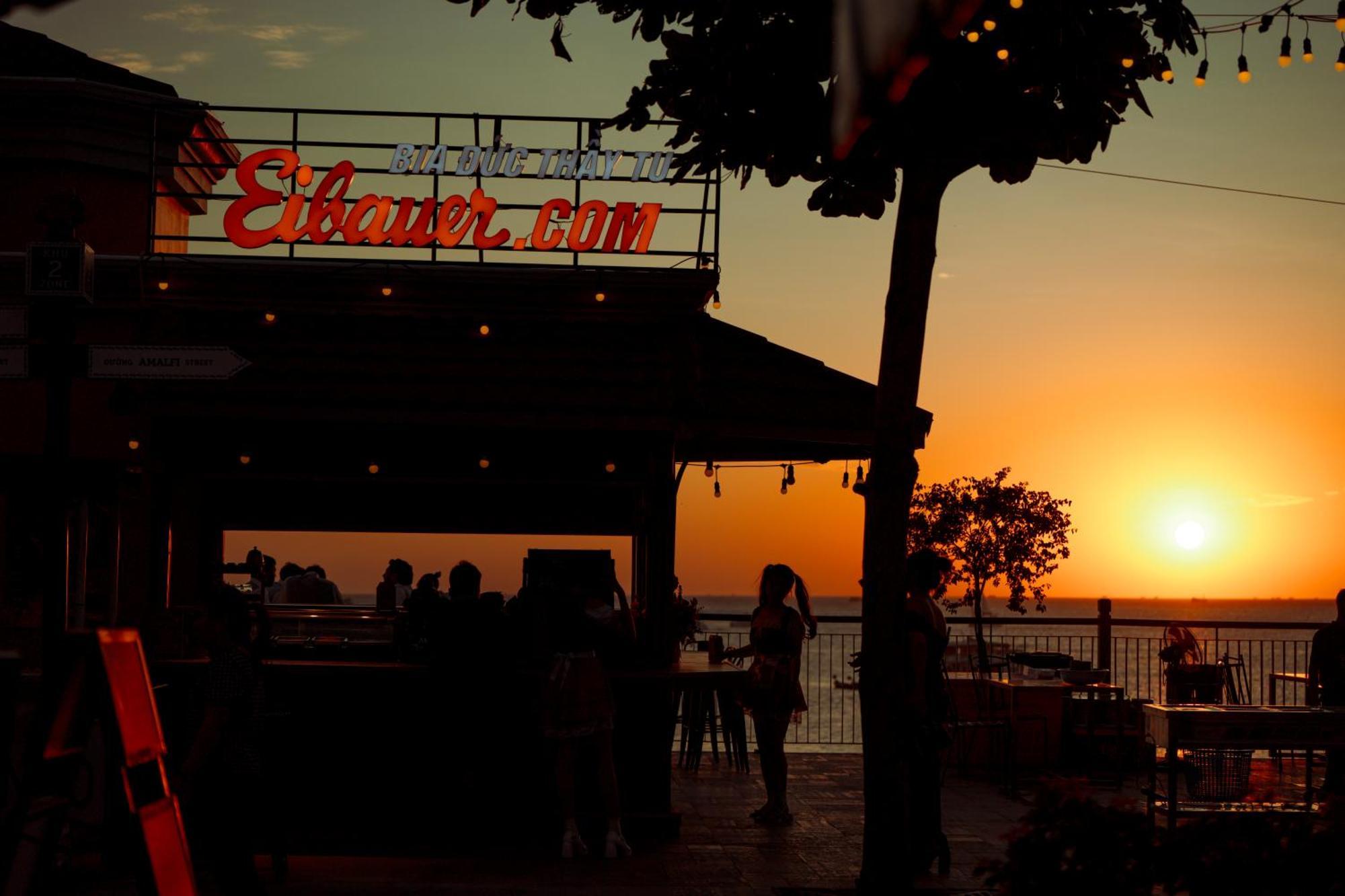 Sunset Sorrento Phu Quoc Aparthotel Exterior photo