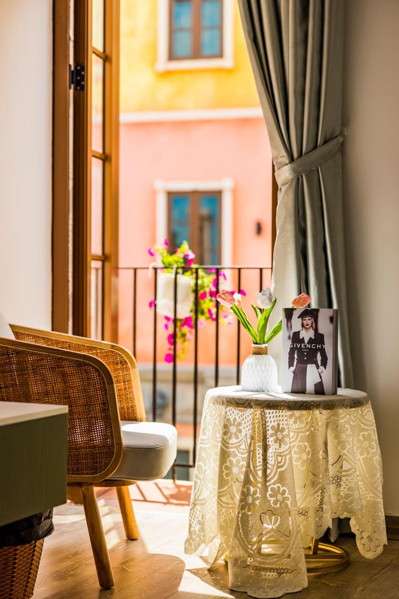 Sunset Sorrento Phu Quoc Aparthotel Exterior photo